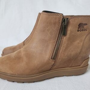 Sorel Evie II Zip Wedge Booties Tan Leather Women’s 8.5 Waterproof